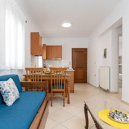 Amaranto Naxos * Naxos City