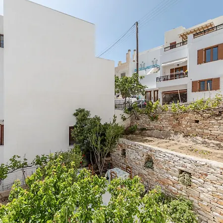 Amaranto Naxos Naxos City